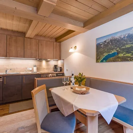 Pension Hinterholzer Scheffau am Wilden Kaiser Esterno foto